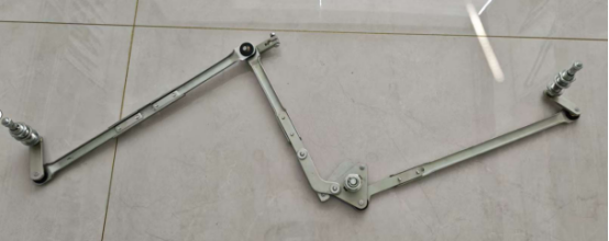overlapped wiper linkage